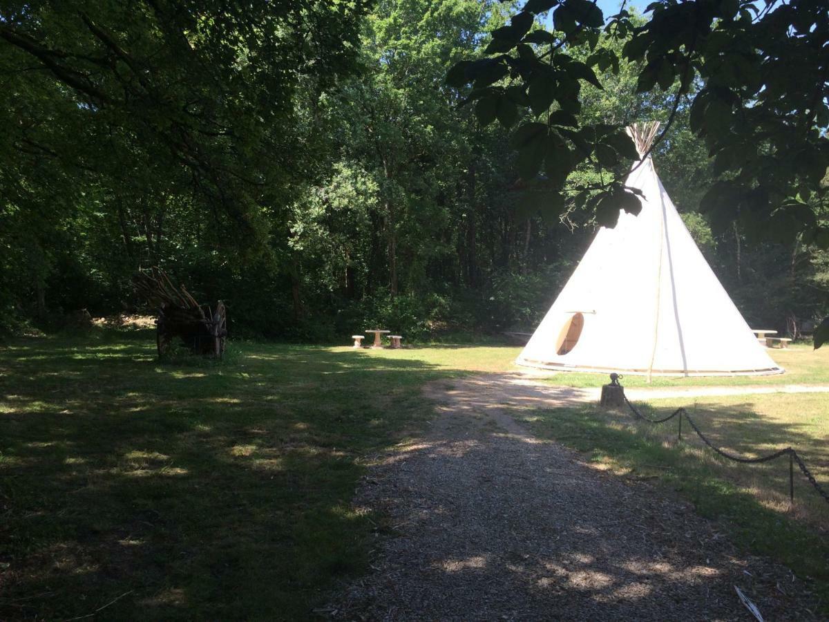 Tipi Au Logis De L'Espoir Hotel Jauldes Kültér fotó